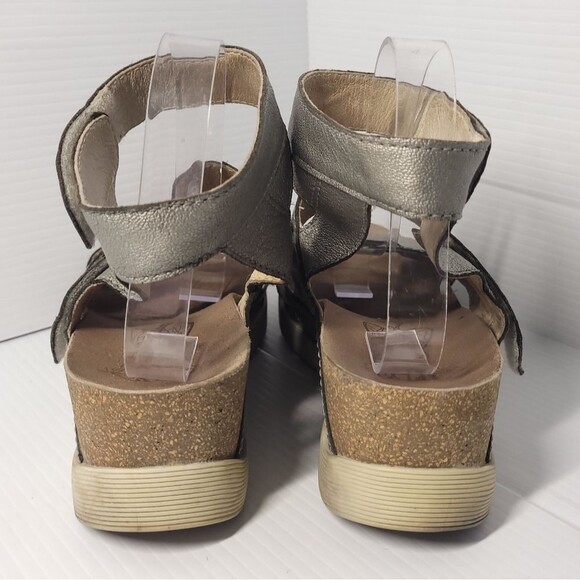 FLY London Idra Wedge Platform Sandal EU 41 Silver Metallic Leather Ankle Strap - Picture 7 of 12